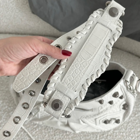 Authentic Balenciaga Extra Supple Calfskin Crocodile Embossed Le Cagole - Picture 10 of 15